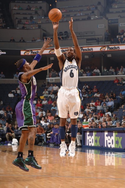 己赢得掌声 己赢得掌声