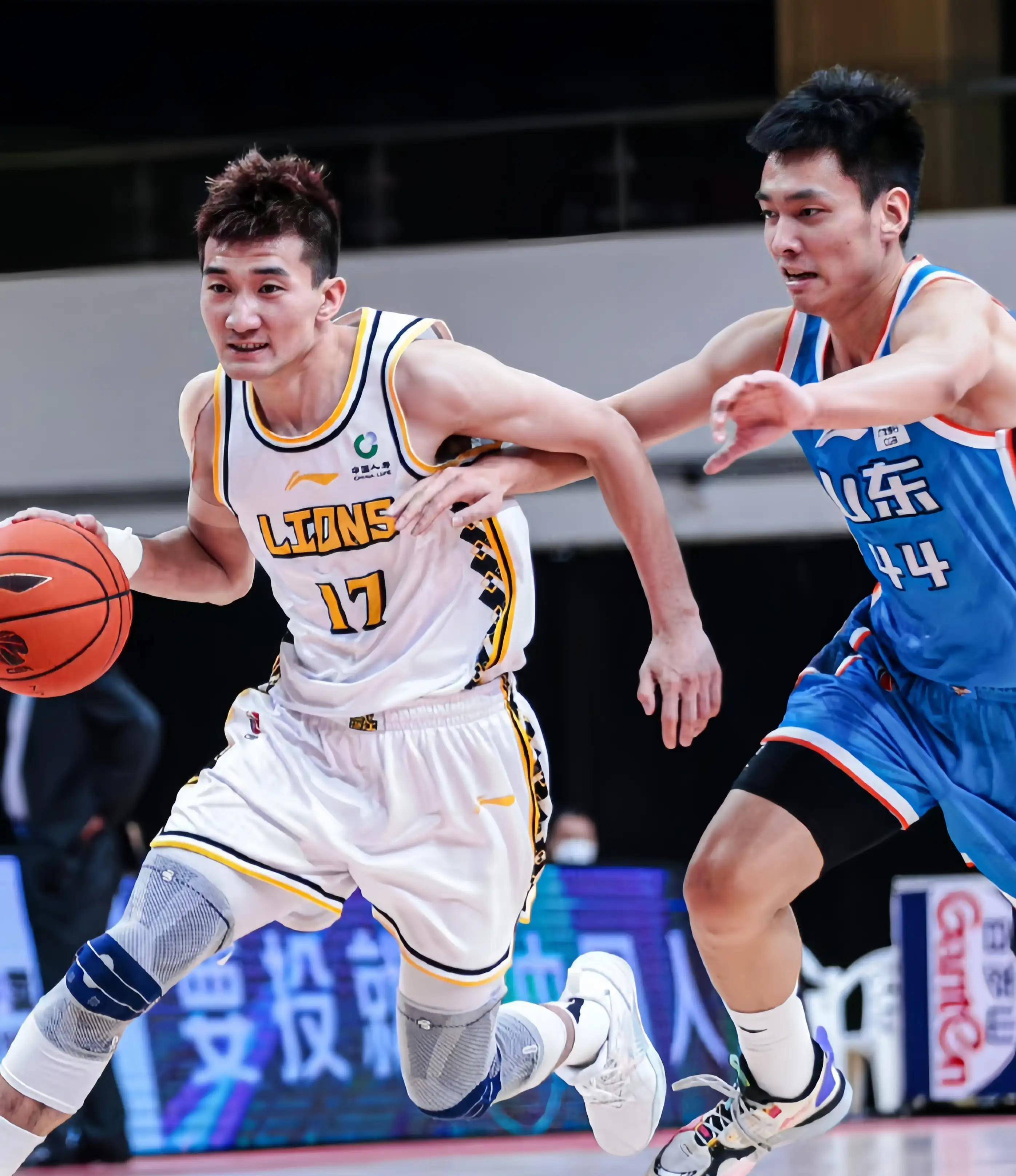 大内线时更 大内线时更